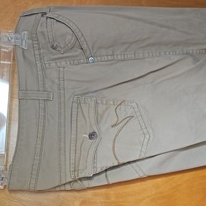 gloria vanderbilt capris 22 in Sz 16